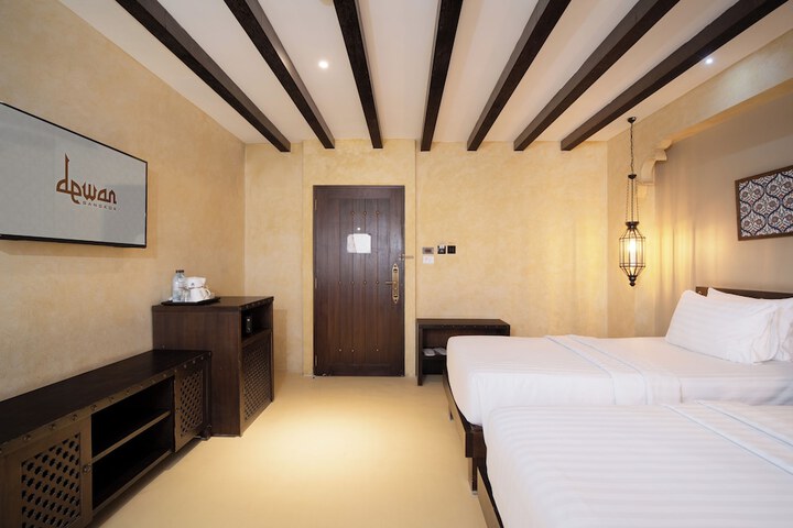 Room 17 of 84