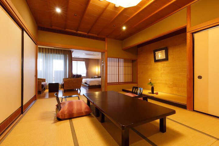 Room 16 of 93