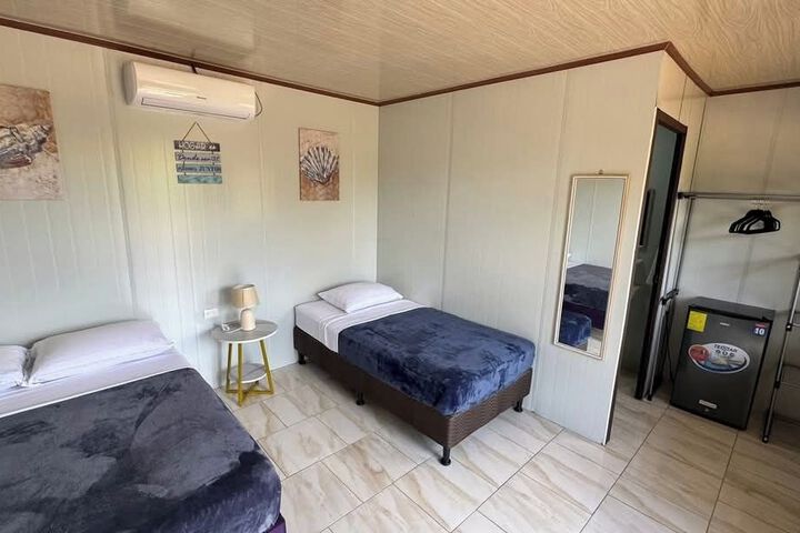 Room 27 of 29