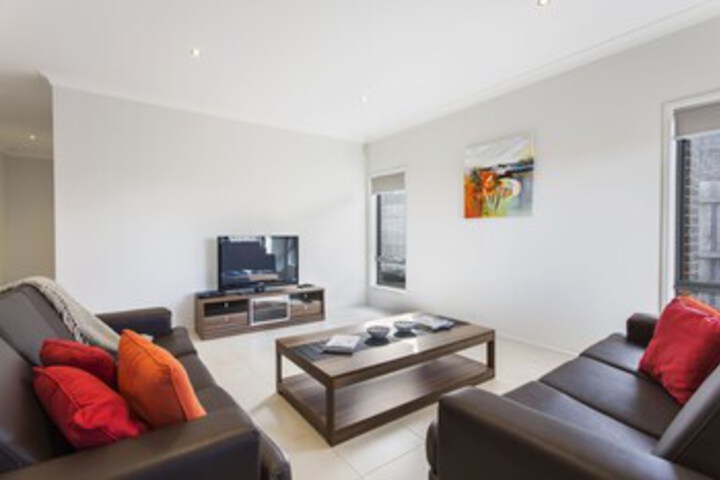 Room 2 of 23