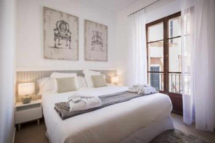 Exterior of Residence by G Confraria de Sant Miquel 2