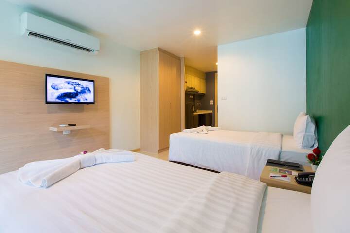 Room 10 of 74