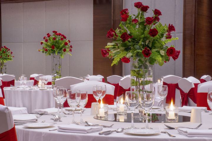 Ballroom/Hall 79 of 121