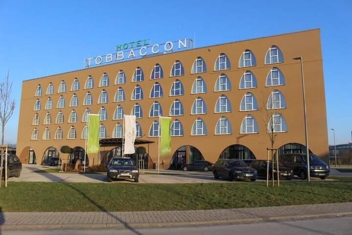 Hotel 33 of 33
