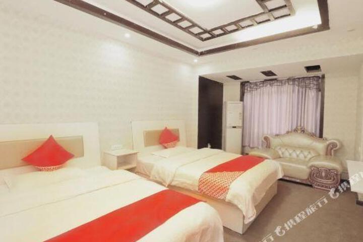 Bijie Zelun Hotel