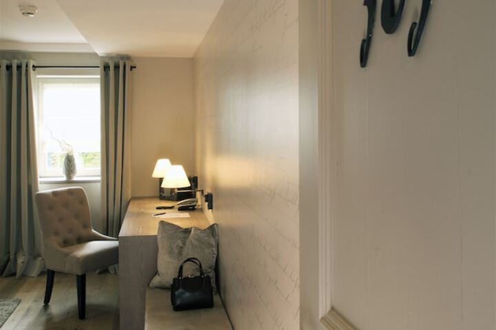 Room 21 of 56