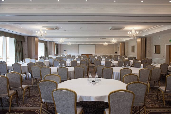 Ballroom/Hall 110 of 137