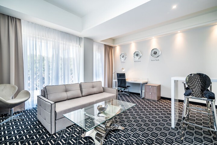 Room 19 of 45