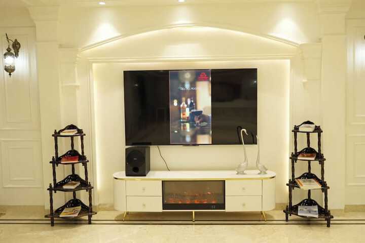 Room 45 of 82