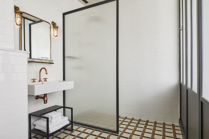 Clean Restrooms