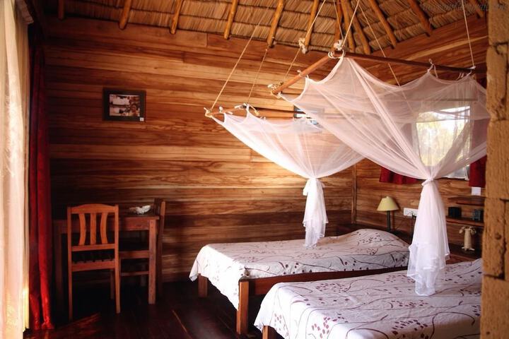 Room 2 of 42