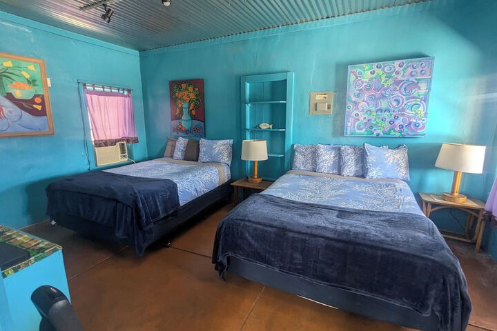 Room 10 of 276