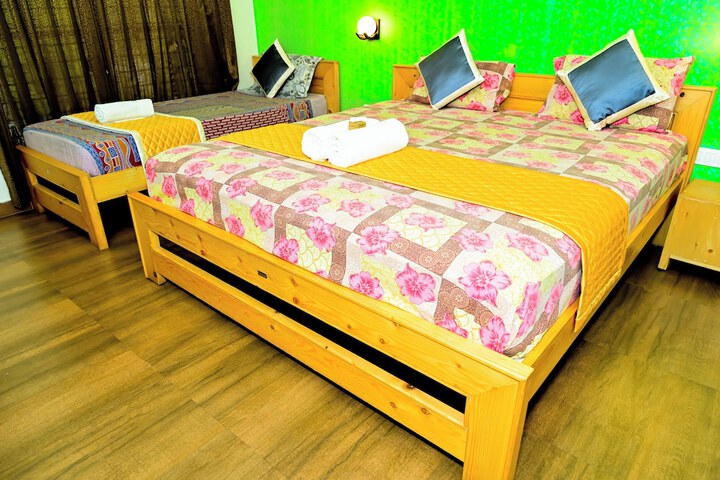 Room 8 of 62