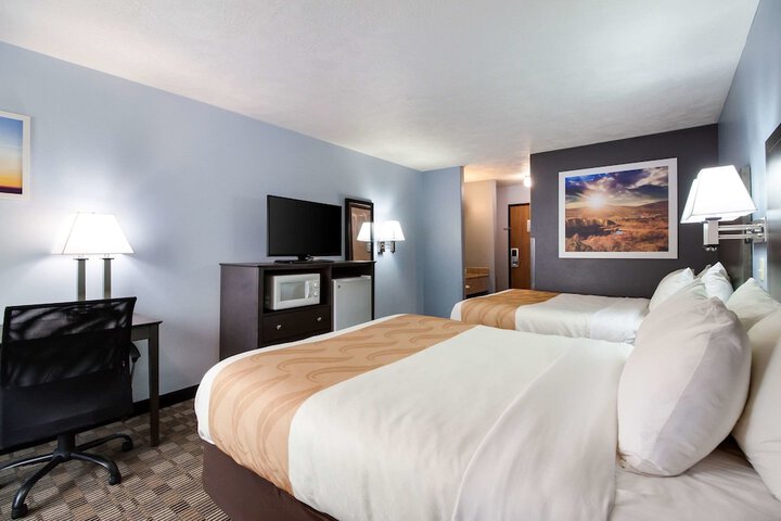 Room 7 of 38