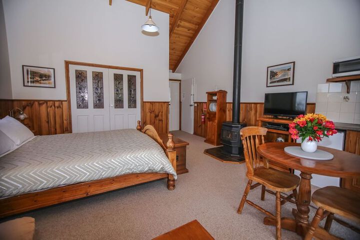 Room 30 of 229