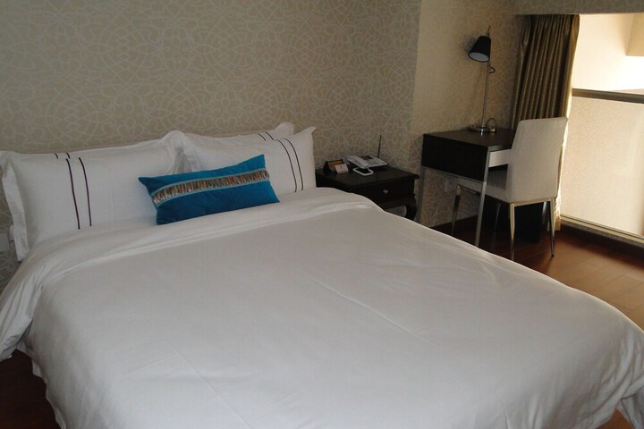 Room 17 of 72