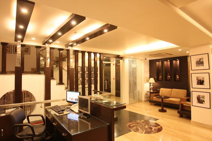 Hotel Interior 4 of 45