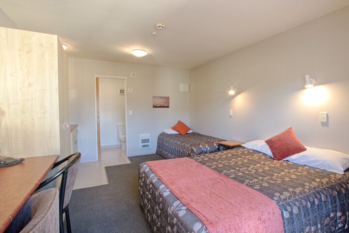 Room 8 of 37