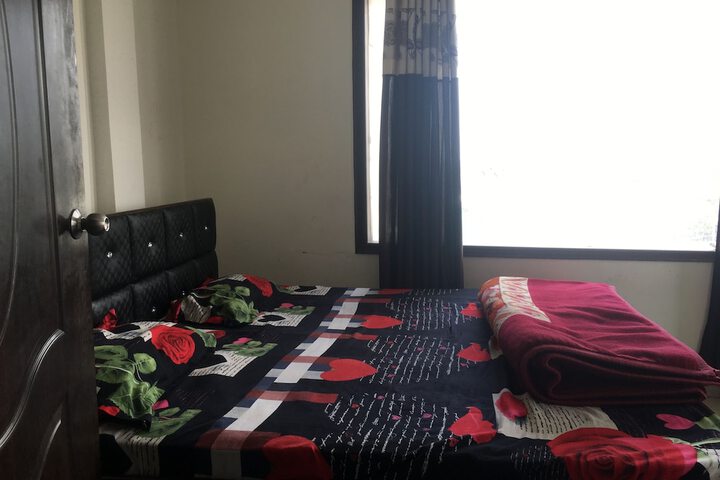 Room 16 of 27