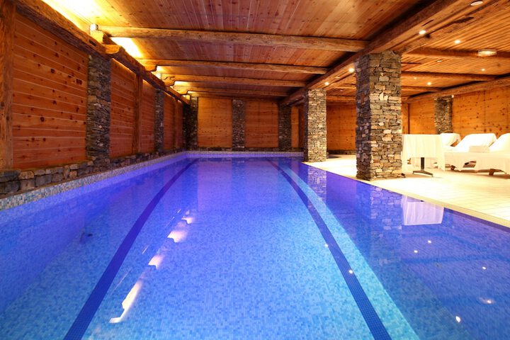 Pool 32 of 49