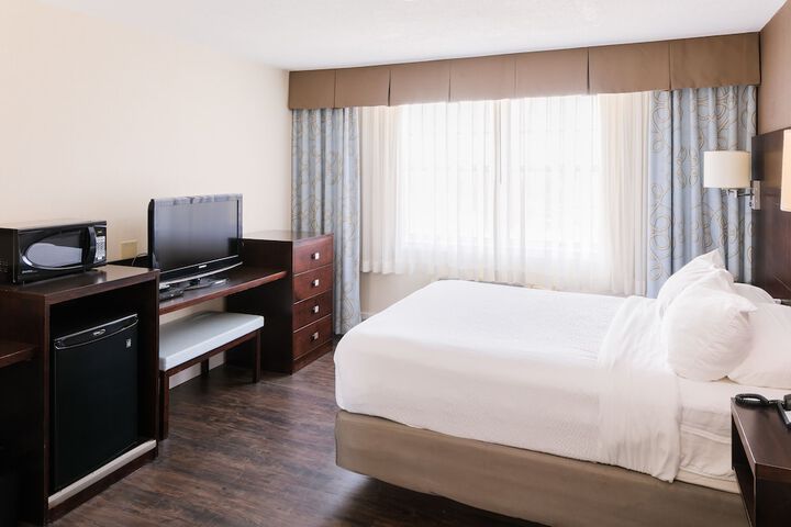 Room 4 of 47
