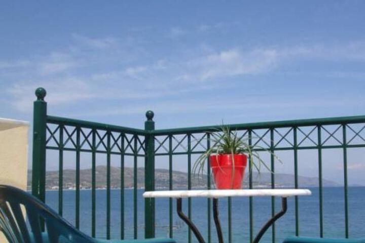 Terrace/Patio 3 of 13