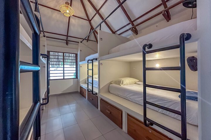 Room 20 of 144
