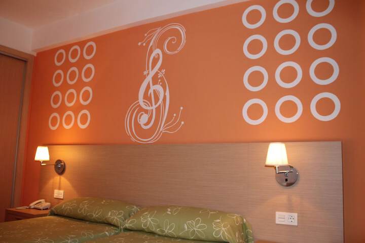 Room 5 of 47