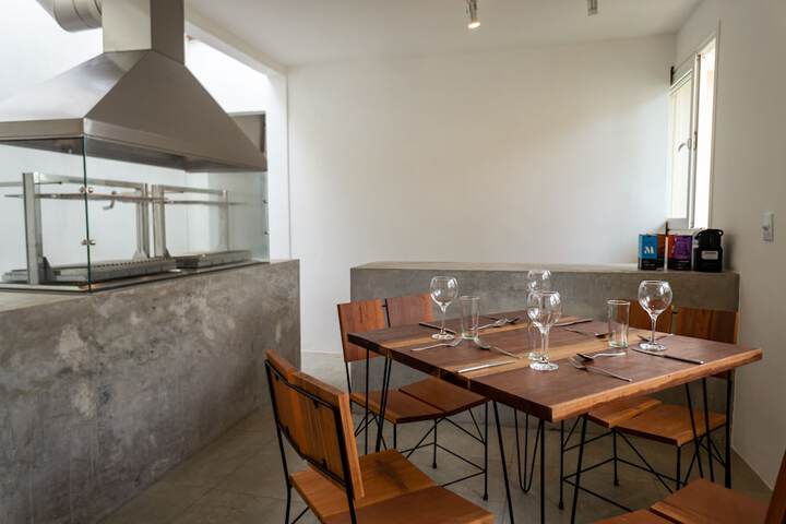 Dining 127 of 158