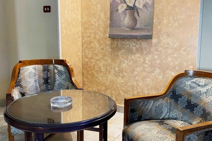 Room 27 of 41