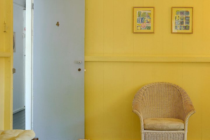 Room 13 of 32