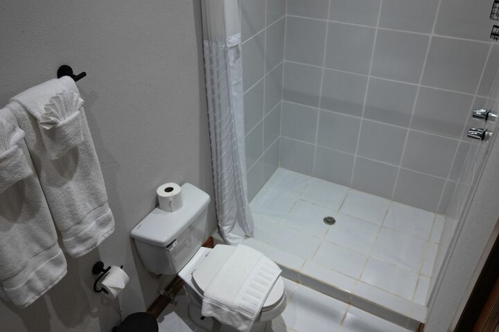 Room 25 of 89