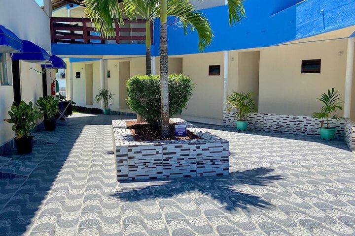 Hotel 98 of 100