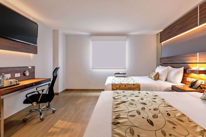 Standard Double Bed (6 of 15)