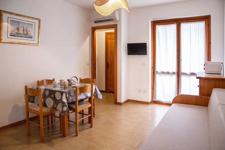 Room 15 of 32