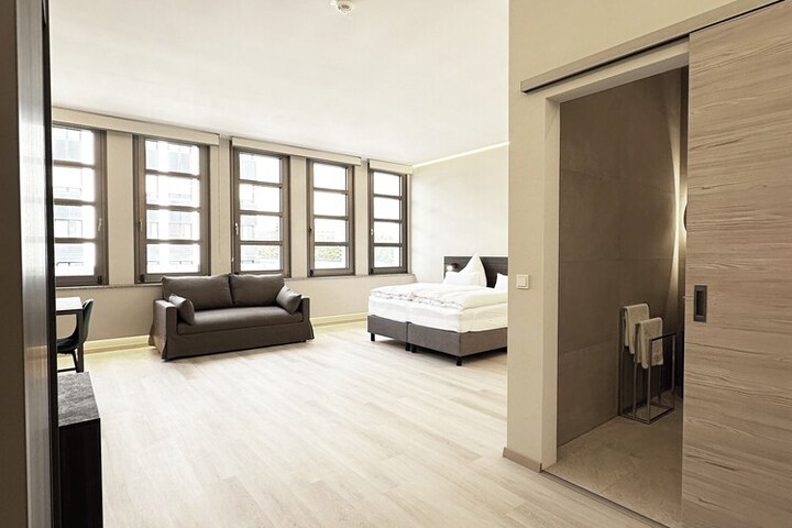 Room 41 of 75