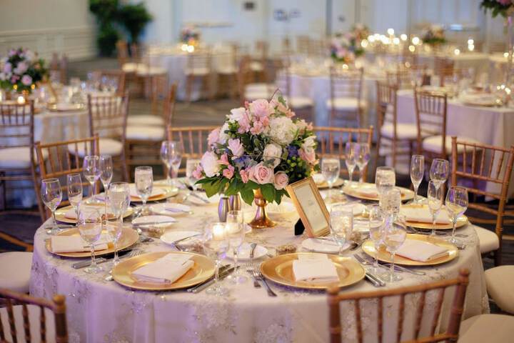 Banquet hall