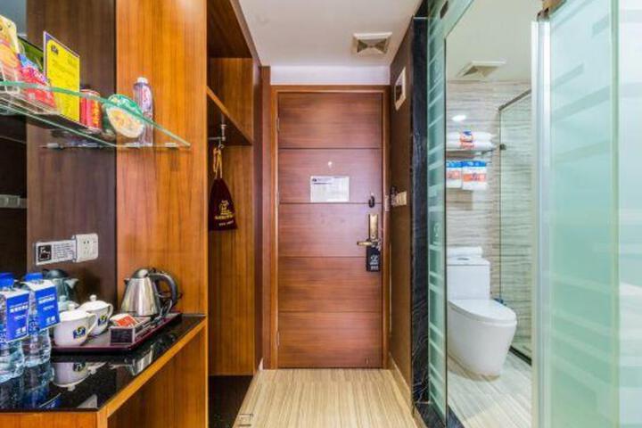 ParkLane Livable Hotel (Taishan Commercial City Bridge Lake Road Branch)