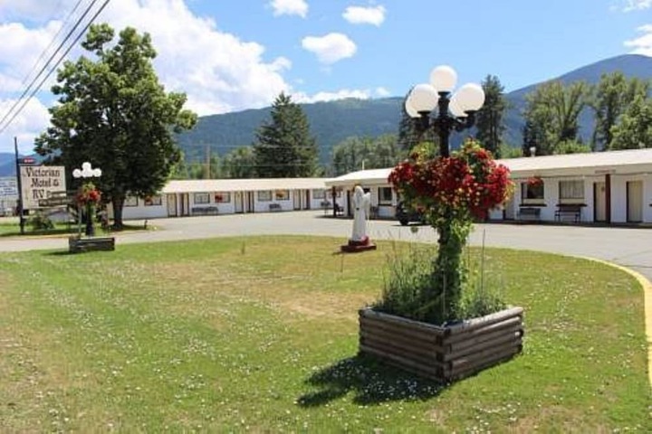 Victorian Motel &  RV Park by Capital O in Grand Forks, BC