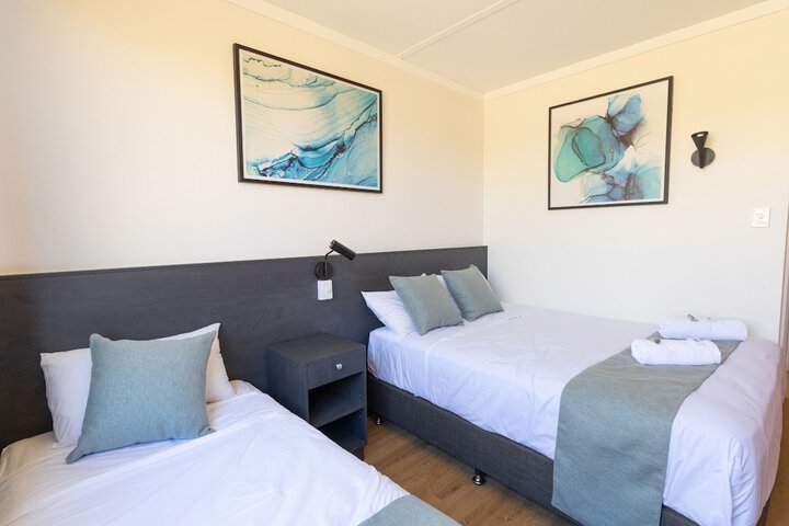 Room 8 of 34