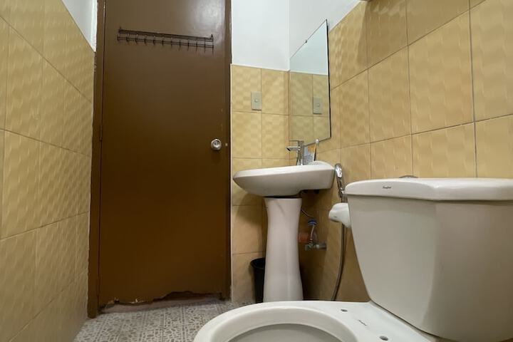 Room 126 of 200