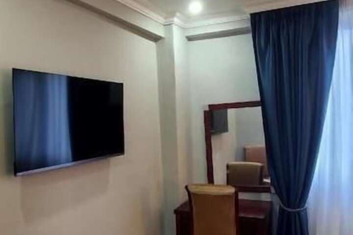 Room 50 of 108