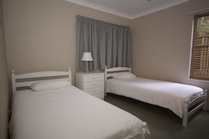 Room 7 of 15