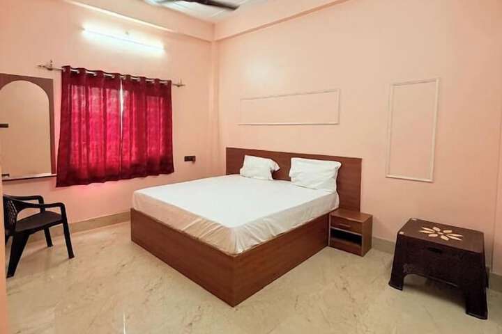 Room 19 of 34