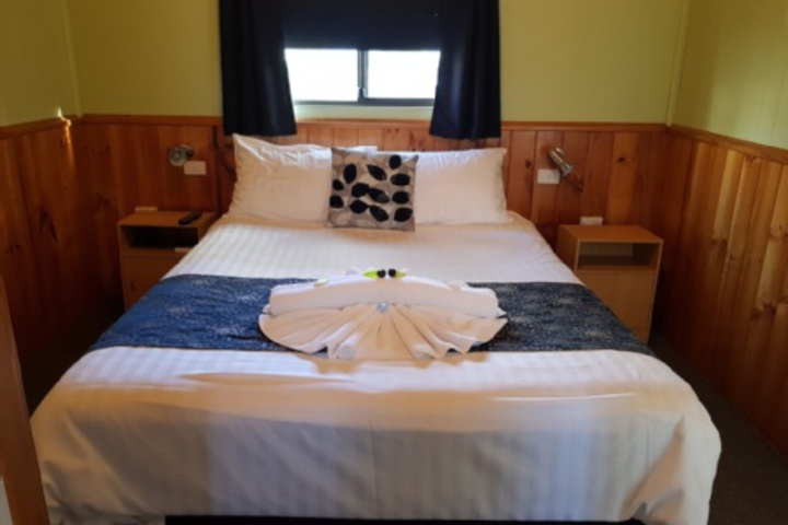 Room 204 of 300