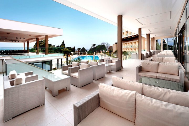 Terrace/Patio 64 of 72