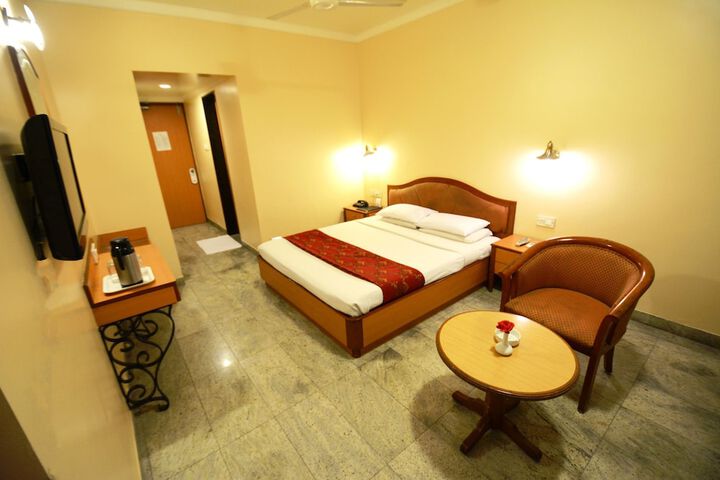 Room 15 of 51