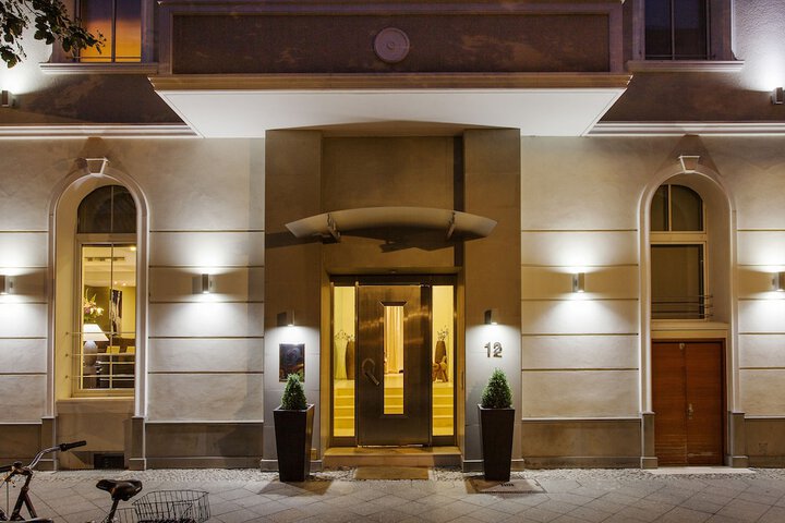 Hotel 52 of 53