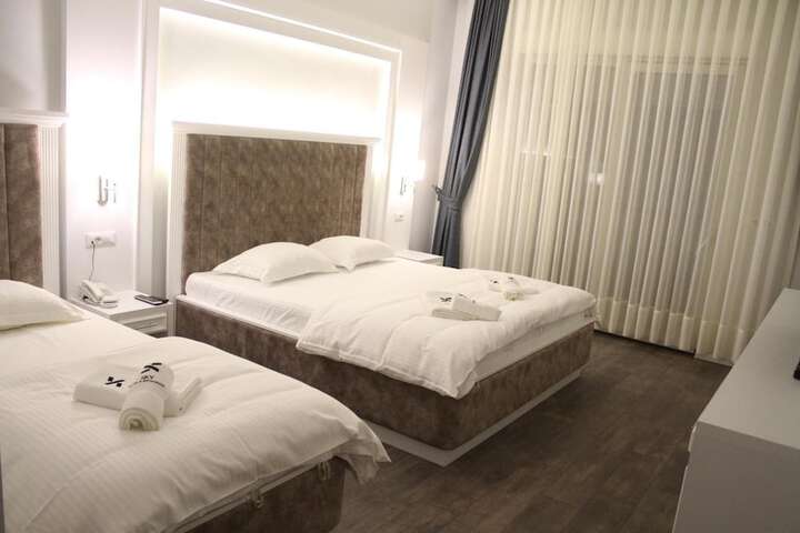Room 19 of 65