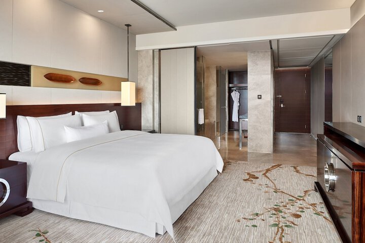 Room 14 of 72